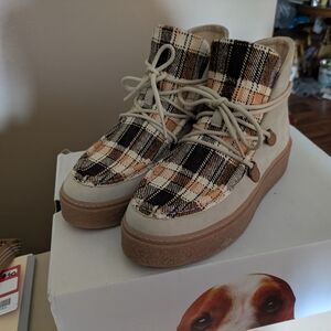 Hush Puppies Cozy Lined Footwear